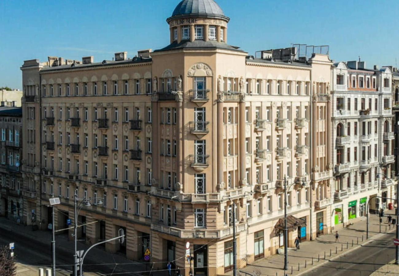 Komfortowy Z Parkingiem, 70m2, Srodmiescie -klimatyzacja, Dostep Na Kod-polonia Resident * Lodz (Lodz)